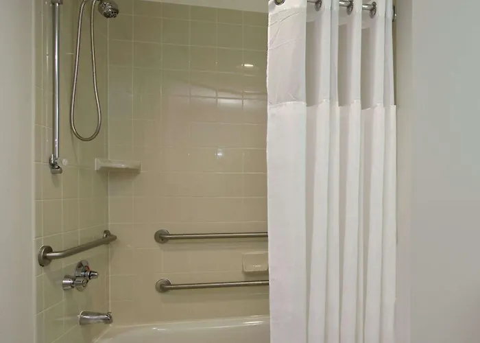 Homewood Suites By Hilton Fort Lauderdale Airport-Cruise Port