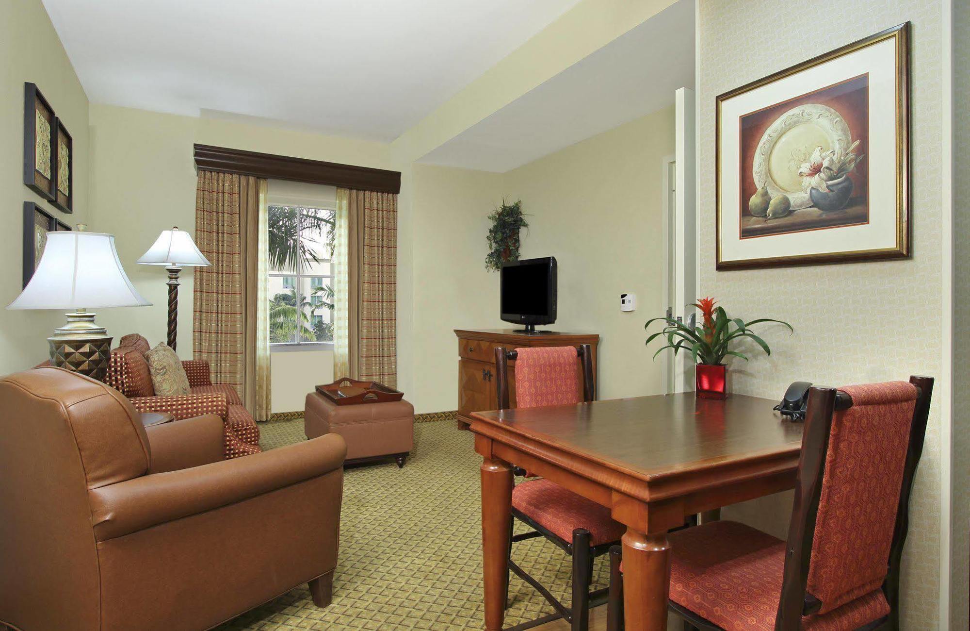 Homewood By Hilton Lauderdale Airport-cruise Port 3*